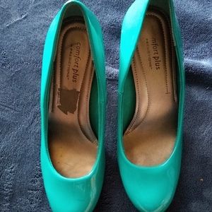 Teal Pumps _-Comfort Plus by Predictions
